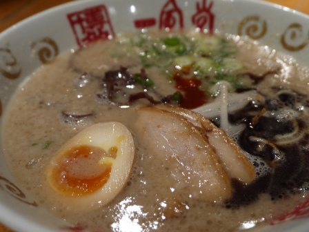 1413520692-3015945195 Fukuoka-一風堂拉麵 還是日本的好吃
