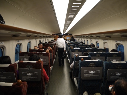 1413556812-3698462943 Hakata-哈哈 在九州也搭得到山陽新幹線