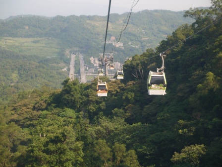 1414678135-2015128050 文山-貓空纜車 開幕這麼久現在才來啊??