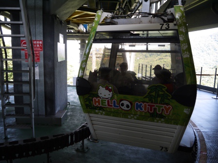 1414678144-601213810 文山-貓空纜車 開幕這麼久現在才來啊??