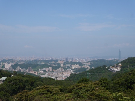 1414684155-3511597743 文山-貓空閒 景色宜人的路邊咖啡車