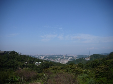 1414684155-4052345407 文山-貓空閒 景色宜人的路邊咖啡車