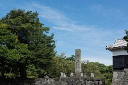 1416236830-1841409993 Kumamoto-熊本城 這藍天也太美襯托壯闊的熊本城
