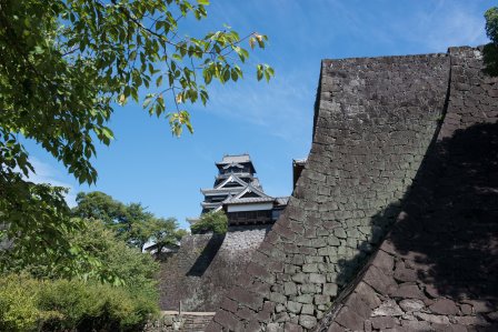 1416236837-3963419916 Kumamoto-熊本城 這藍天也太美襯托壯闊的熊本城