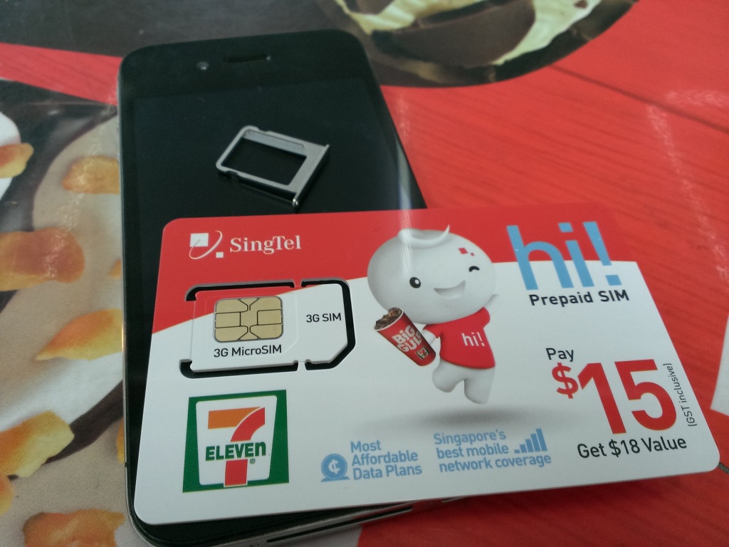 1416910346-2869421288 Singapore-Singtel網路方案 7-11買預付卡就可以使用