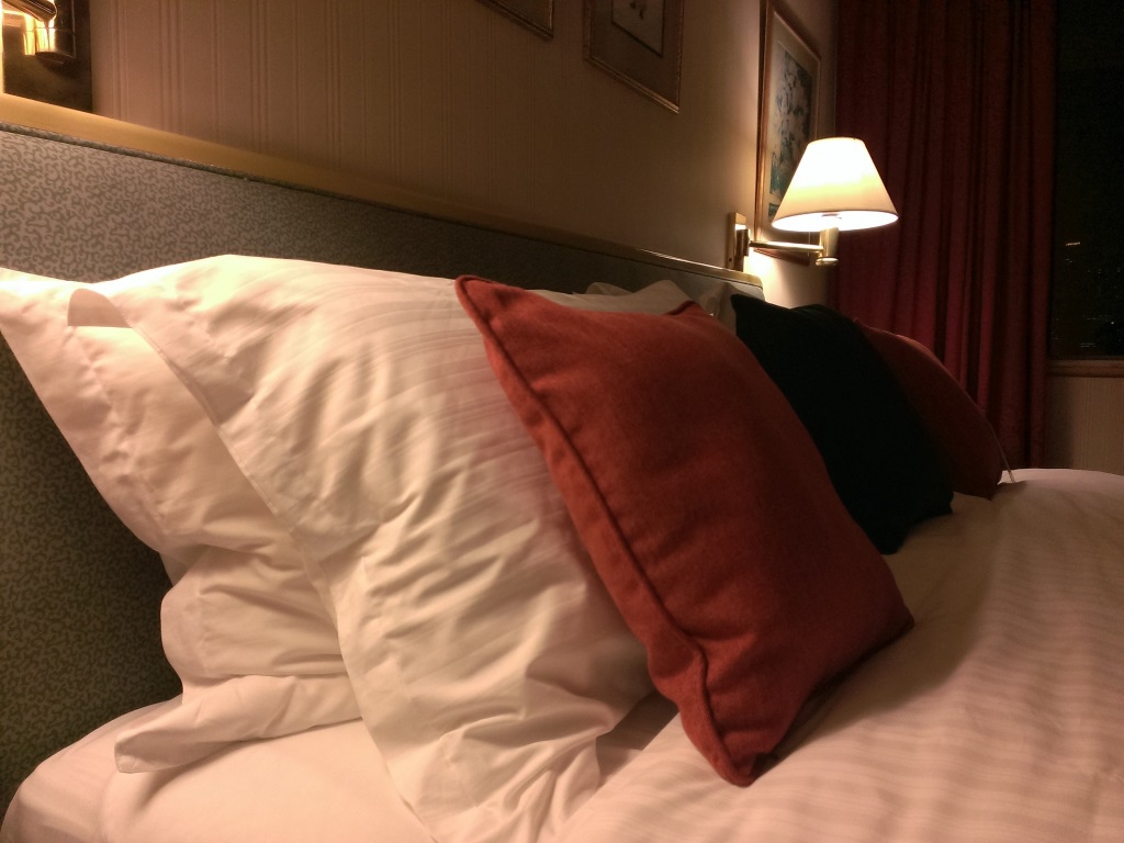 1417445349-3348184551 HK-東方文華旗下的商務怡東酒店 簡單乾淨交通方便
