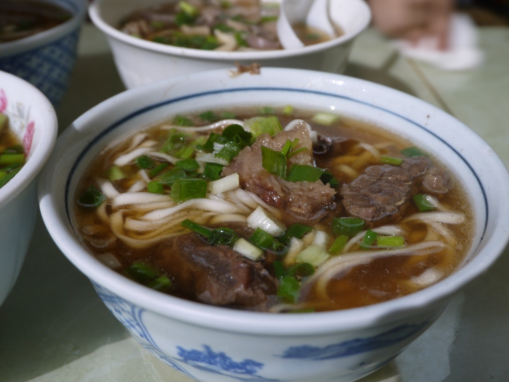 1418026724-2178768601 龍潭-龍潭牛肉麵 土黃牛肉