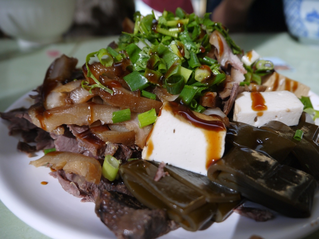 1418026726-3281446371 龍潭-龍潭牛肉麵 土黃牛肉