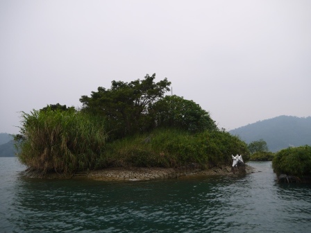 1418353232-252131827 日月潭-乘船賞日月潭美景 天氣不優依舊美麗(魚池)