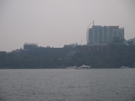 1418353233-894790774 日月潭-乘船賞日月潭美景 天氣不優依舊美麗(魚池)