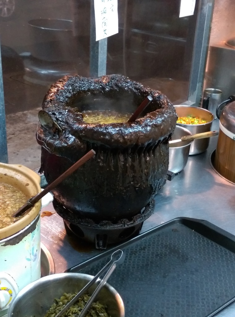 1420636076-851416853 竹北-黑皮驊魯肉飯 魯肉飯好好吃喔