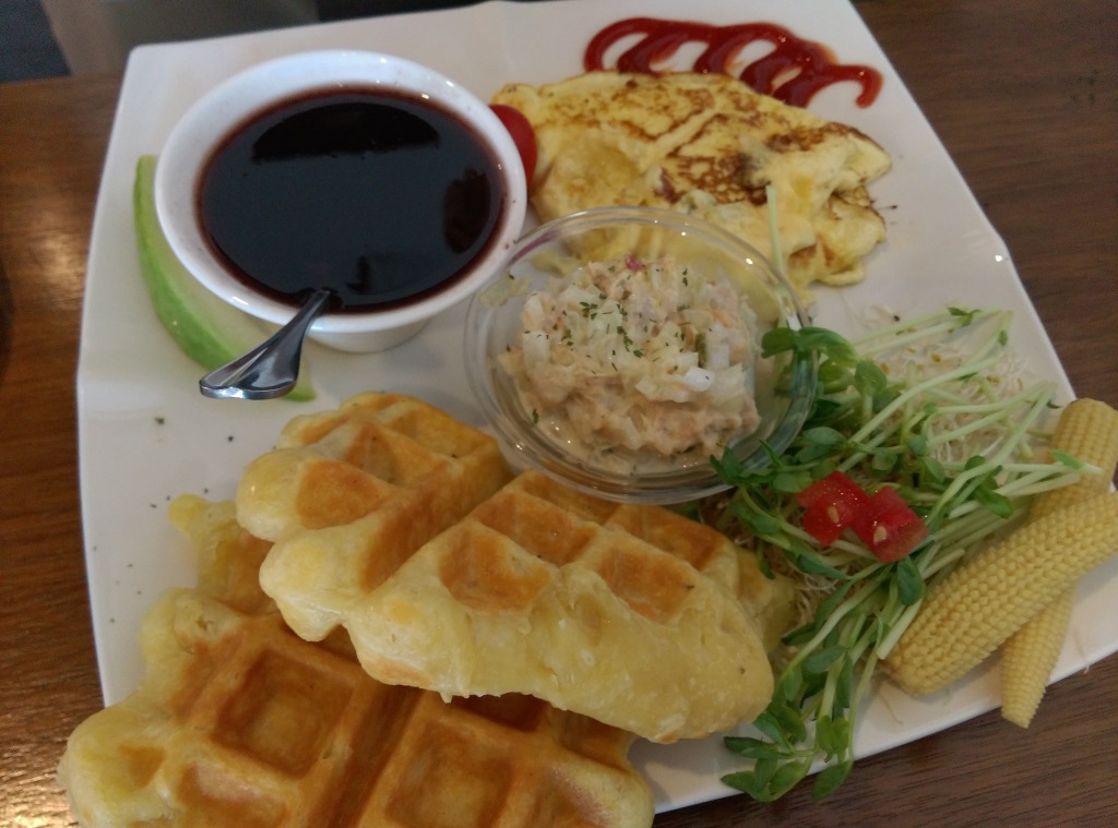 1420893904-1964754447 新竹-Warm窩輕食 環境不錯但食物不合我胃口