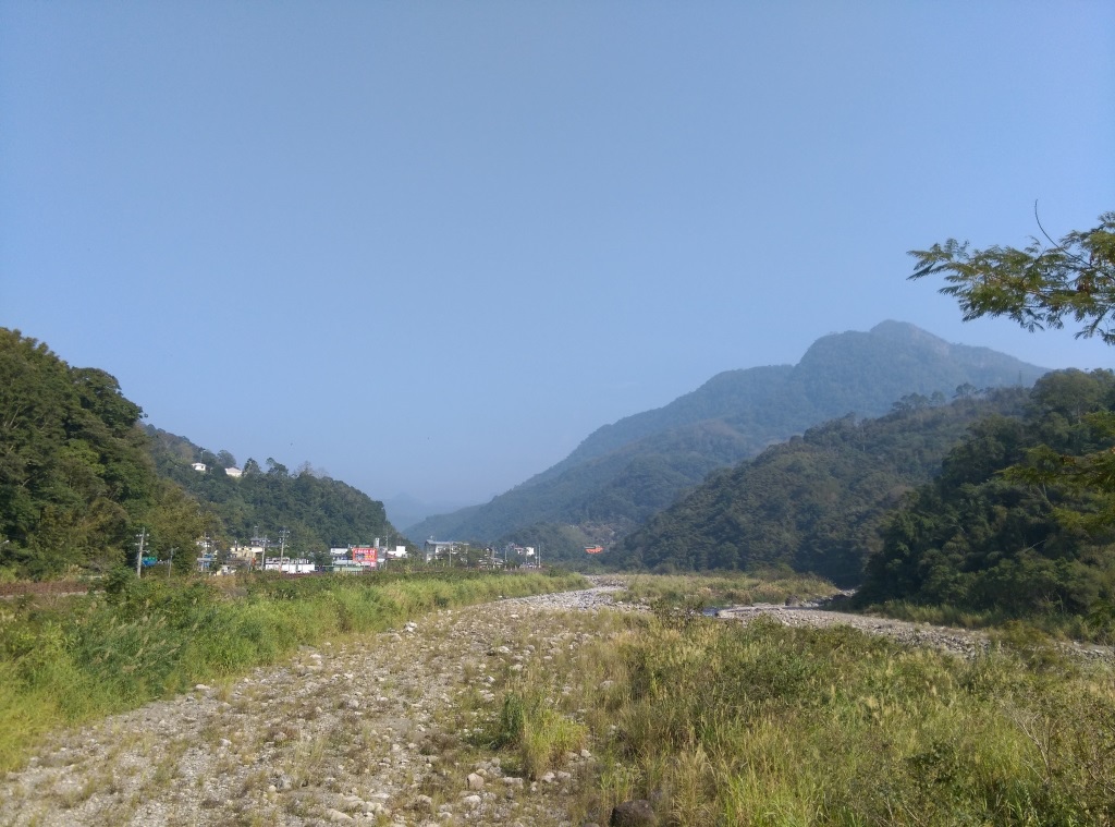 1421508053-3075413056 尖石-北角吊橋&北角24 賞大紅吊橋吃冰淇淋