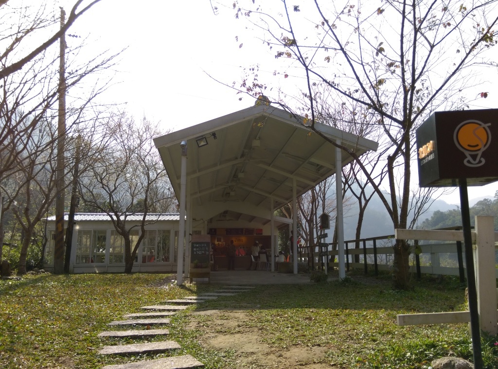 1421508058-1859750096 尖石-北角吊橋&北角24 賞大紅吊橋吃冰淇淋