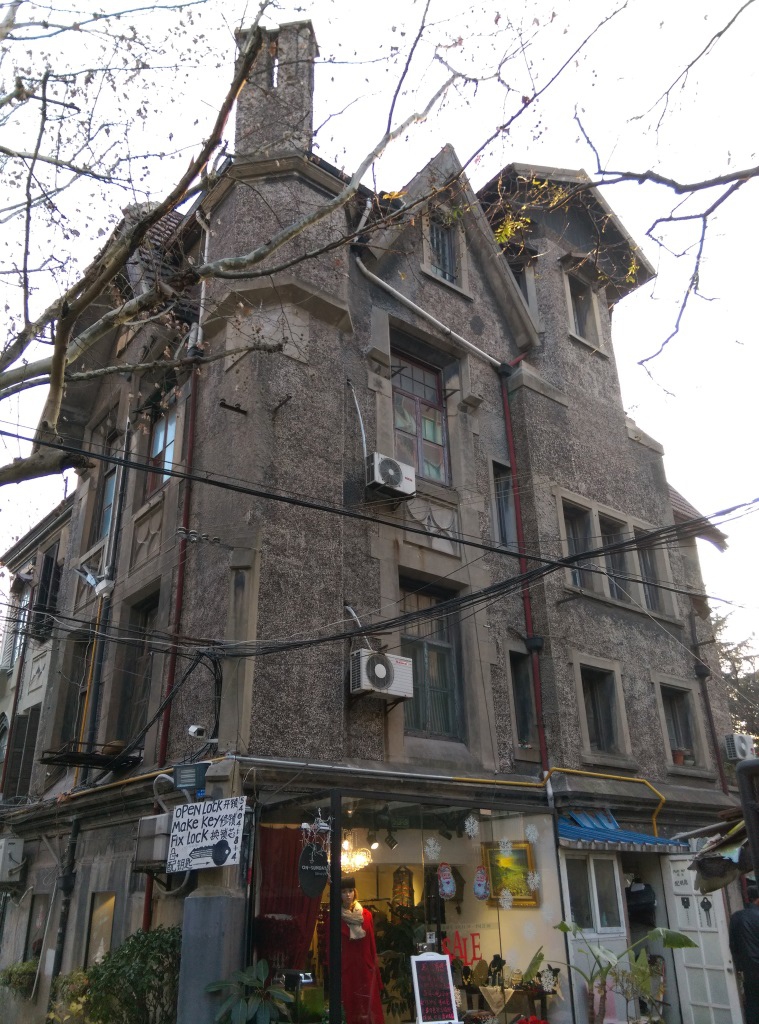 1421570317-798014465 Shanghai-衡山路 最美的上海最美的梧桐景緻