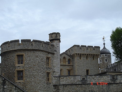 4ac5ca176b3dc London-Tower Bridge isn't falling down.(倫敦塔橋)