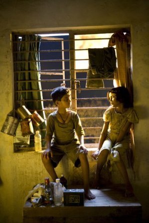 4ac5cbc083426 Slumdog Millionaire貧民百萬富翁