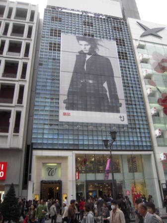 銀座UNIQLO10.JPG