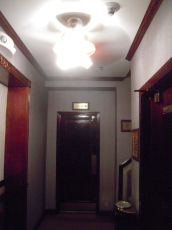 4b40a9b599f3c USA-Check in, Check out, Hotel’s traveler