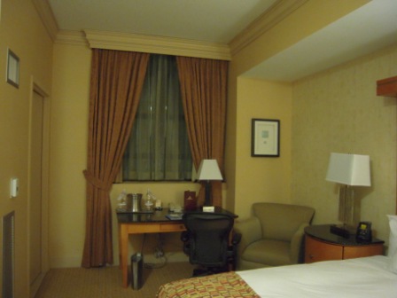 4b40a9dfd022b USA-Check in, Check out, Hotel’s traveler