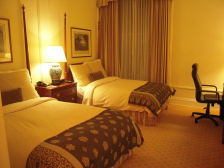 4b40a9fc3254a USA-Check in, Check out, Hotel’s traveler