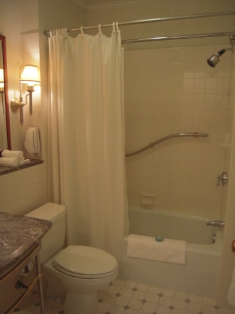 4b40aa126536a USA-Check in, Check out, Hotel’s traveler