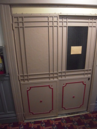 4b40aa2cf3903 USA-Check in, Check out, Hotel’s traveler