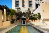 4b40aa4c667c6 USA-Check in, Check out, Hotel’s traveler