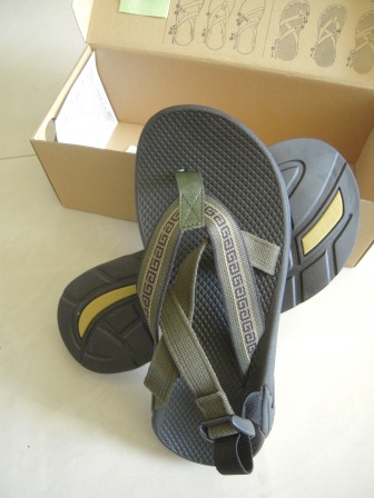 4bf20e925a09f Super Sandals運動涼鞋Chaco(vs. Teva)