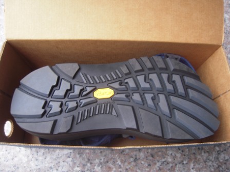 4bf20eaeee340 Super Sandals運動涼鞋Chaco(vs. Teva)