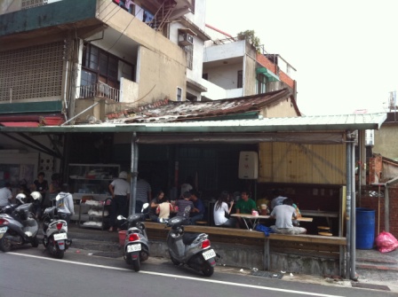 5755f70570681eeb903077c993926a94 新埔-味香飲食店