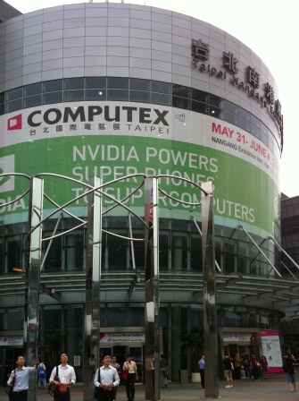 bde05033fb7562d2598a2bb5b2228838 2011 Computex電子展
