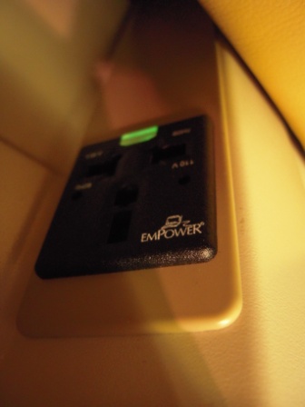cc35aa03fc18df8104c960dd3a986488 Singapore-Sliver Kris Lounge(新加坡新航貴賓室)&新航商務艙