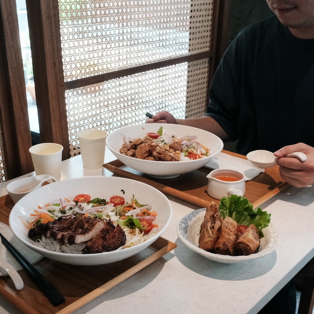 [食記] 成大旁校園美食Ph  22 河粉南洋小吃