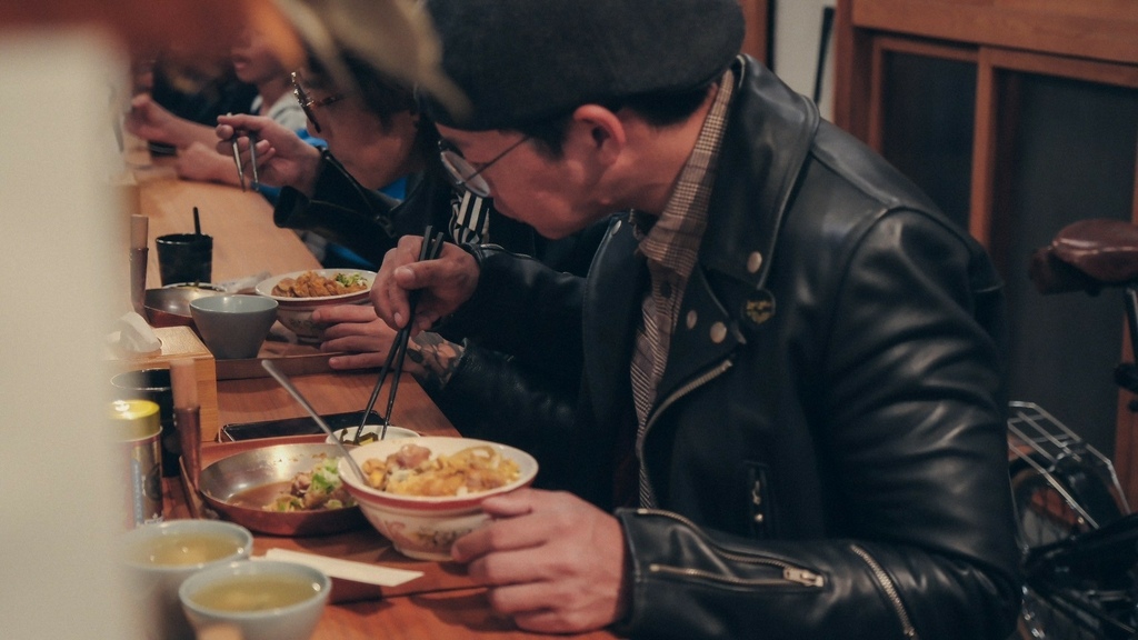 [食記] 臺南赤崁樓旁歐野基 老丼直制所