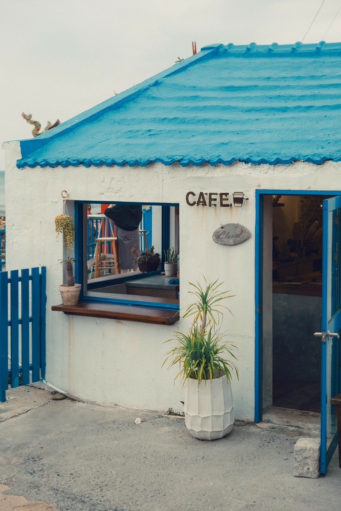 [食記] 萬里桐最靠海的咖啡店Oct.Sun Coffee