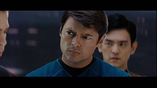 Karl-in-Star-Trek-karl-urban-9899693-853-480