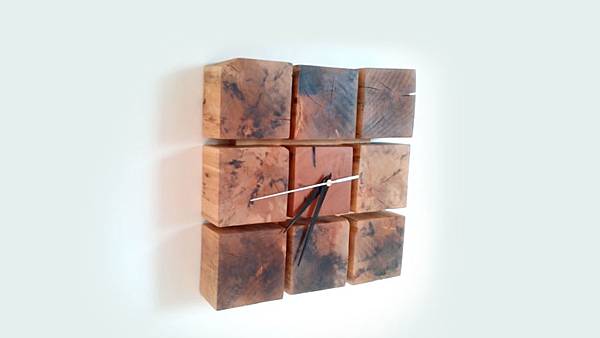 orologio_legno.jpg orologio_legno.jpg