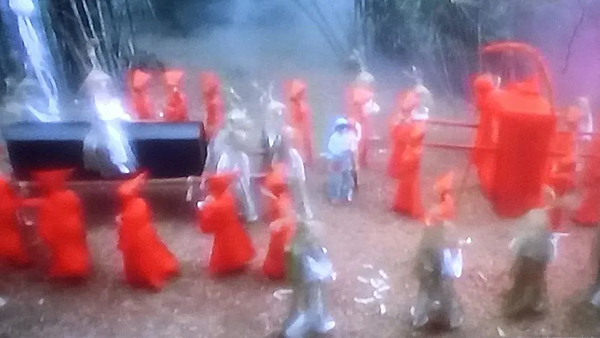 紅白雙煞試探記:一次突如其來的靈異經驗 紅白雙煞試探記:一次突如其來的靈異經驗