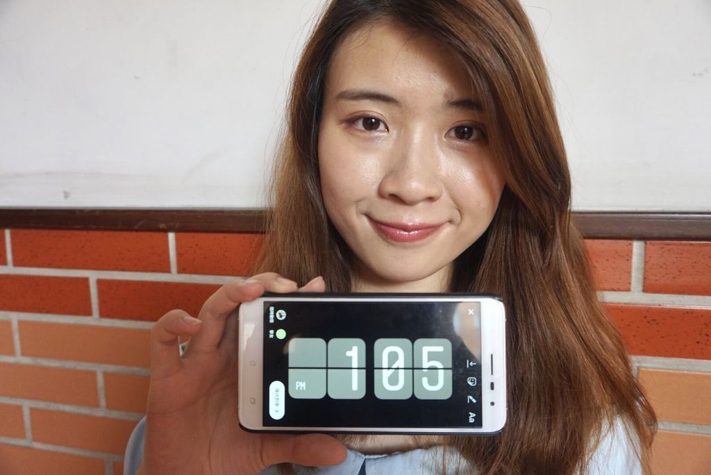 LRG_DSC04063.jpg LRG_DSC04063.jpg