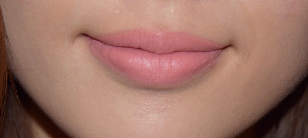 無色限粉霧保濕唇膏-00 IMG_4950.JPG