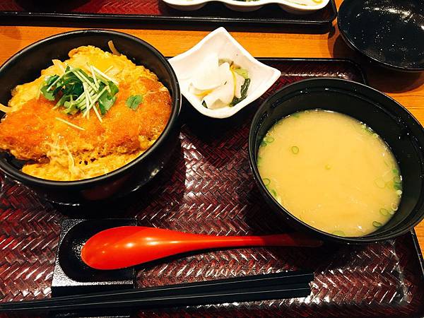 IMG_8916.jpg IMG_8916.jpg