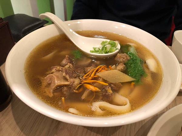 冠軍清燉牛尾拉麵 冠軍清燉牛尾拉麵