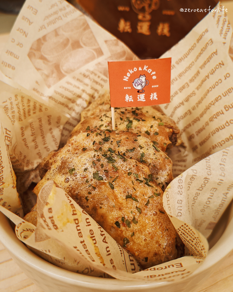 浪貓転運!臺北貓咪中途咖啡廳😺 浪貓転運!臺北貓咪中途咖啡廳😺