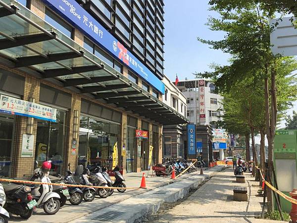 相片 2014-10-21 上午10 37 33.jpg 相片 2014-10-21 上午10 37 33.jpg