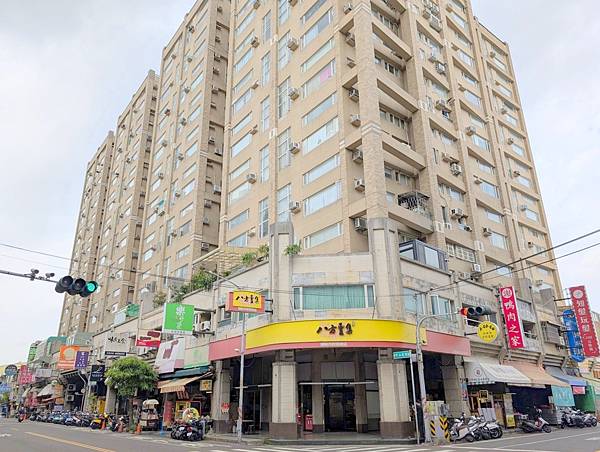 PXL_20250507_022518936.NIGHT.jpg PXL_20250507_022518936.NIGHT.jpg