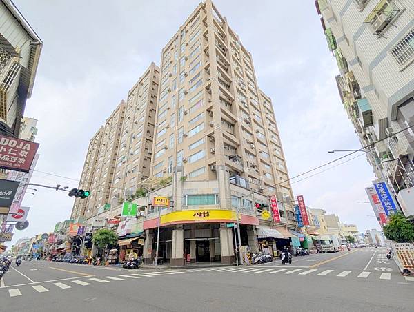 PXL_20250507_022531643.NIGHT.jpg PXL_20250507_022531643.NIGHT.jpg