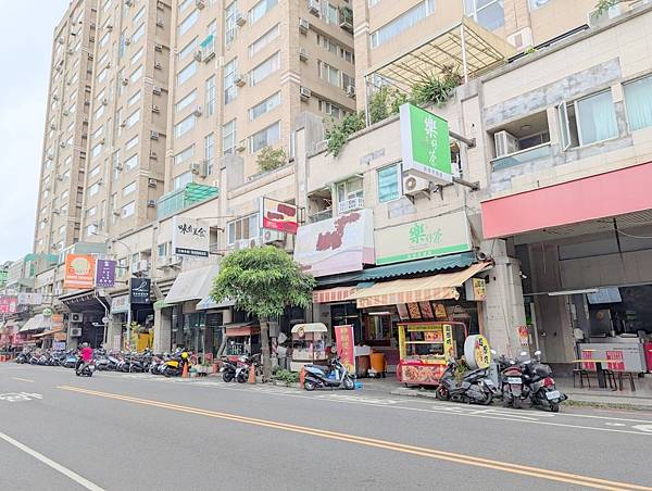 PXL_20250507_022633456.NIGHT.jpg PXL_20250507_022633456.NIGHT.jpg