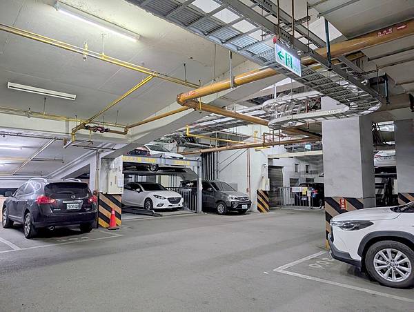 PXL_20250507_024341054.NIGHT.jpg PXL_20250507_024341054.NIGHT.jpg