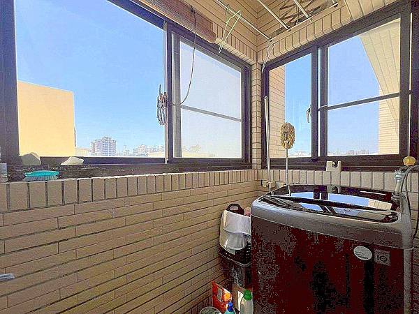 LINE_ALBUM_太子西雅圖 (AI去雜物)_250822_7.jpg LINE_ALBUM_太子西雅圖 (AI去雜物)_250822_7.jpg